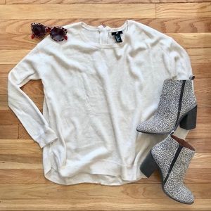 NWOT Pullover Knit Top